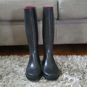 Tall rain boots